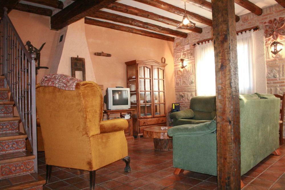Las Casas De Yaguee, Ayllon Santa Maria de Riaza Exterior photo