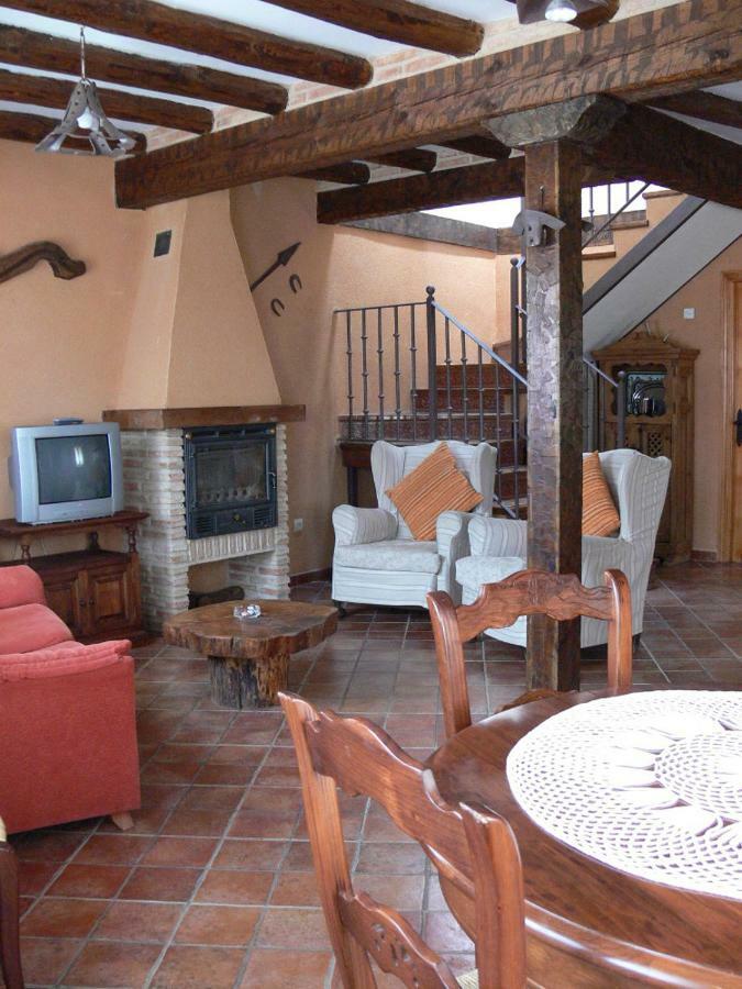 Las Casas De Yaguee, Ayllon Santa Maria de Riaza Exterior photo